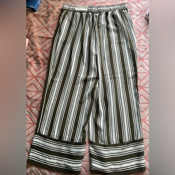 #242 Loft green and white striped pants - Picture 8 of 9